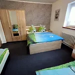 公寓 泽勒兹纳鲁达公寓 Železná Ruda